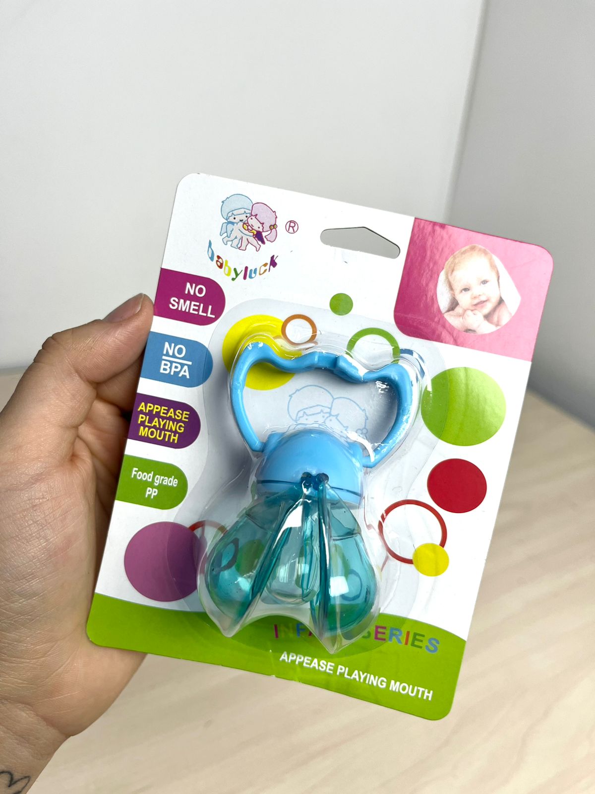 Chupo para Bebé con Cierre Automático - Seguro y Práctico